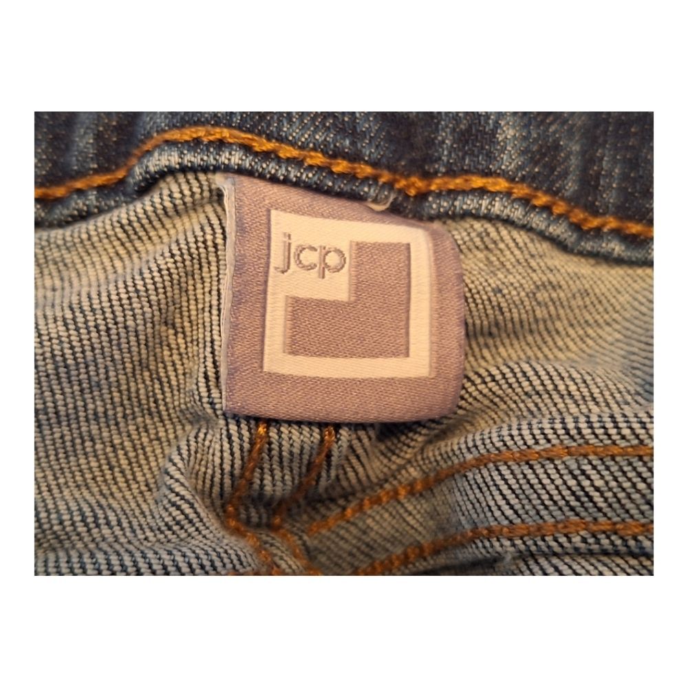 JCP Denim Shorts Stretch Low Rise Sewn Cuff 28 misses 6 with 3.5" inseam sz 28/6 - Picture 7 of 10